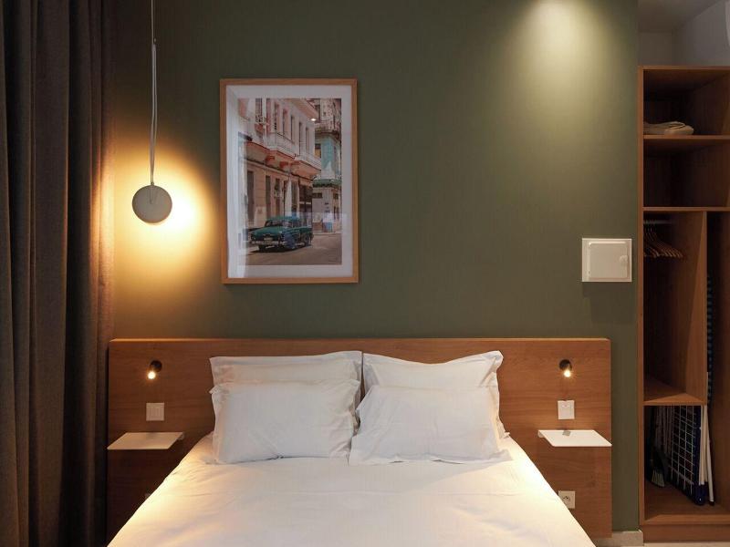 Corner Set image