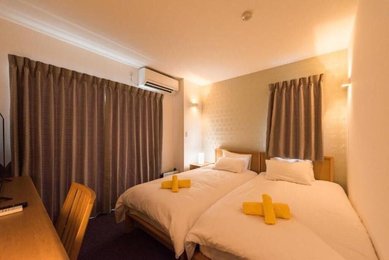 Serorin Light Hotel Tokyo image