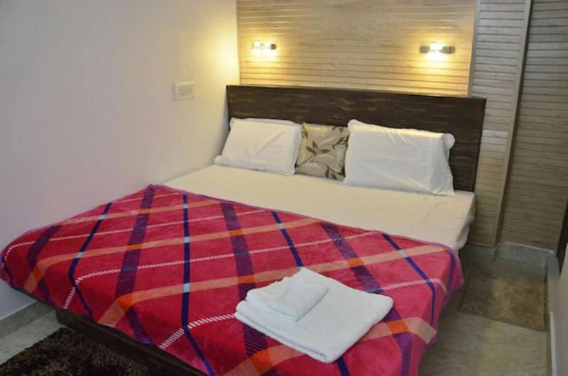 Goroomgo Kanha Inn Lucknow image