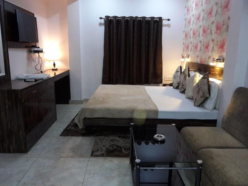 Goroomgo Kanha Inn Lucknow image