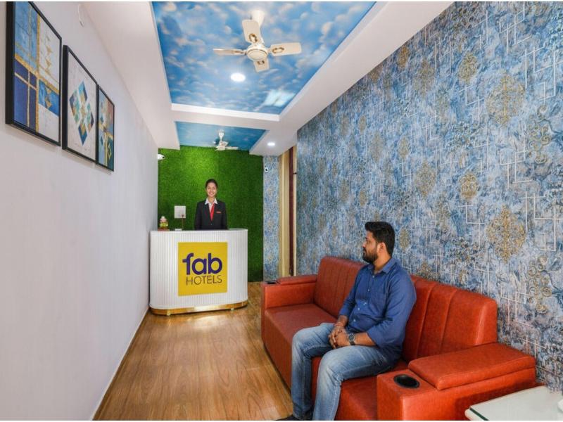 Fabhotel Grand Broholic