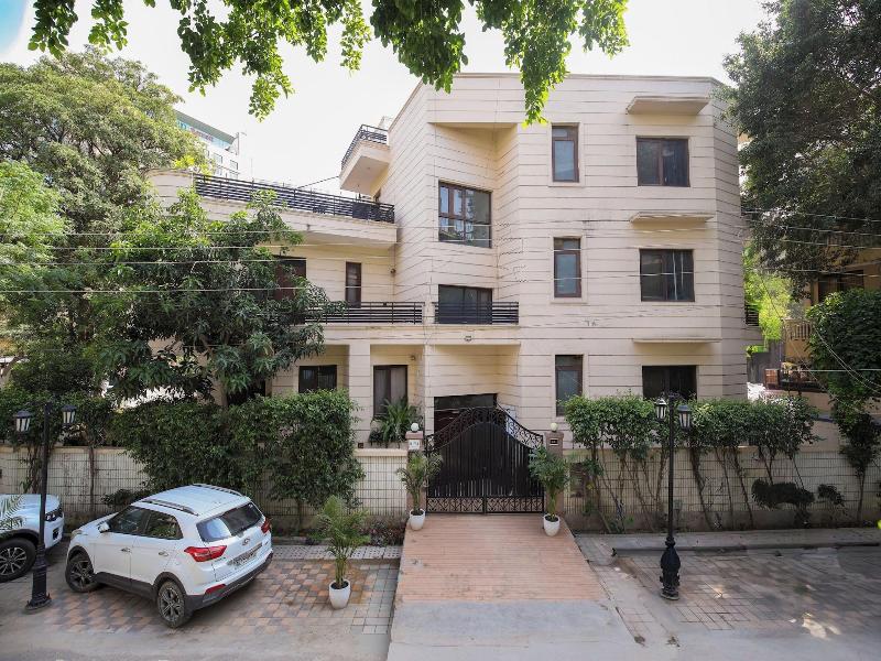 Bedchambers Serviced Apartments Sushantlok image