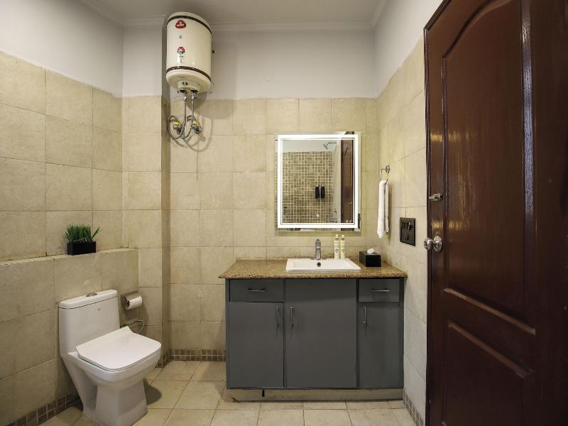 Bedchambers Serviced Apartments Sushantlok image