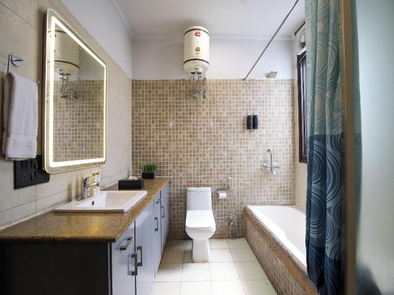 Bedchambers Serviced Apartments Sushantlok image