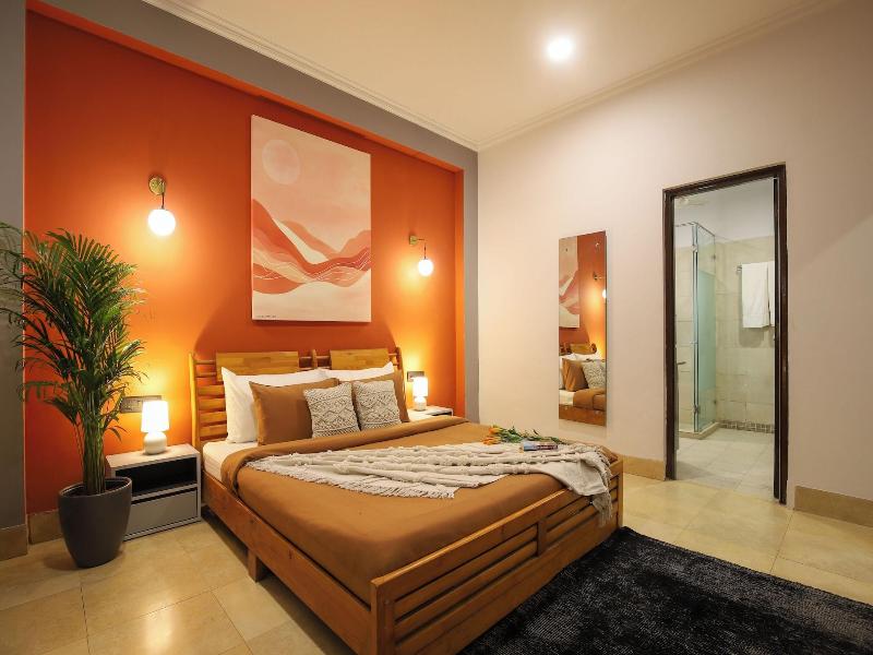 Bedchambers Serviced Apartments Sushantlok image