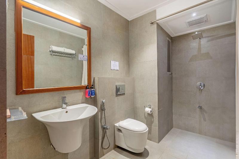 Monday Hotels Hitec City image