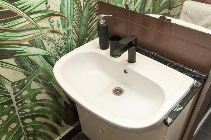 Red Clay Spa Apartments image