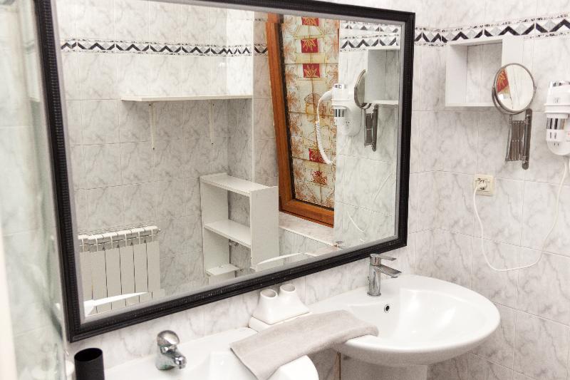 Red Clay Spa Apartments image