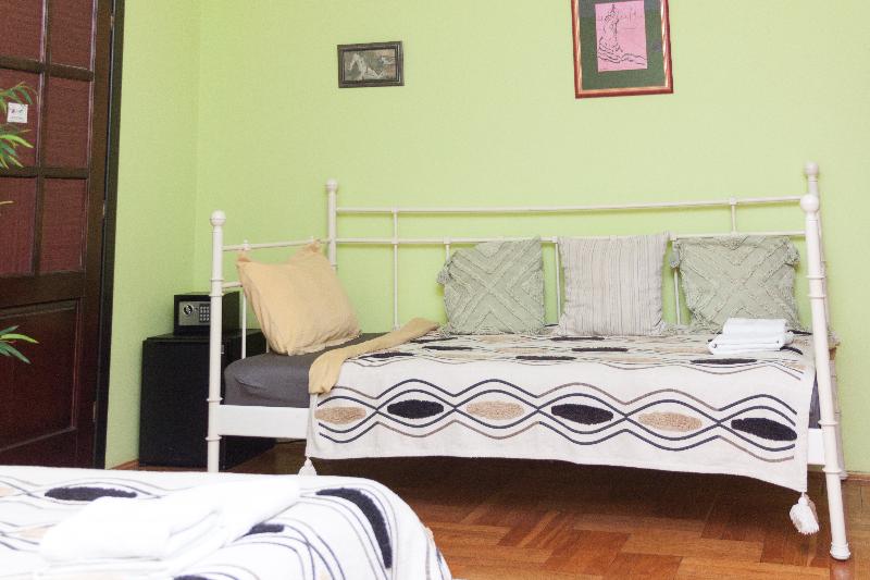 Red Clay Spa Apartments image