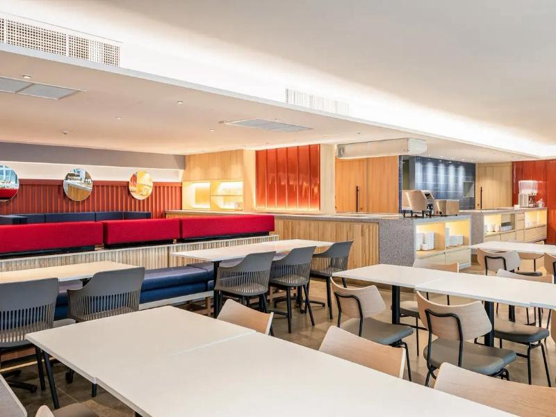 Blue Hippo Hotel image