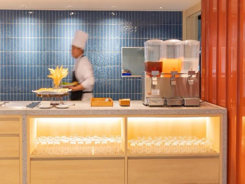 Blue Hippo Hotel image