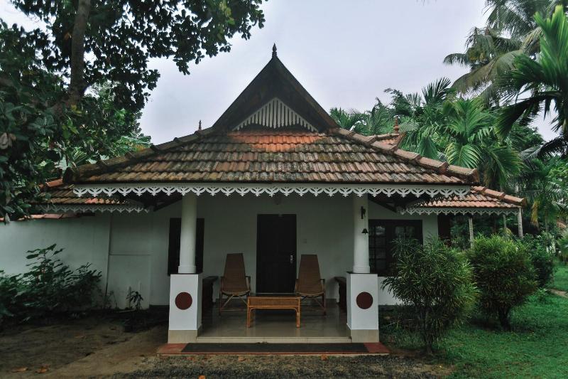 Palmgrove Lake Resort image