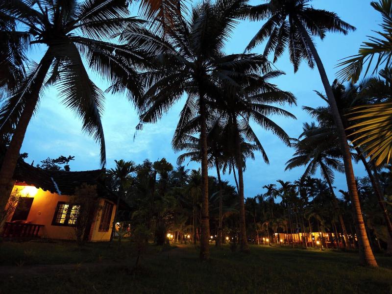 Palmgrove Lake Resort image