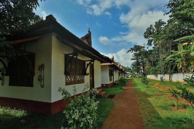 Palmgrove Lake Resort image