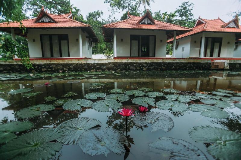 Palmgrove Lake Resort image