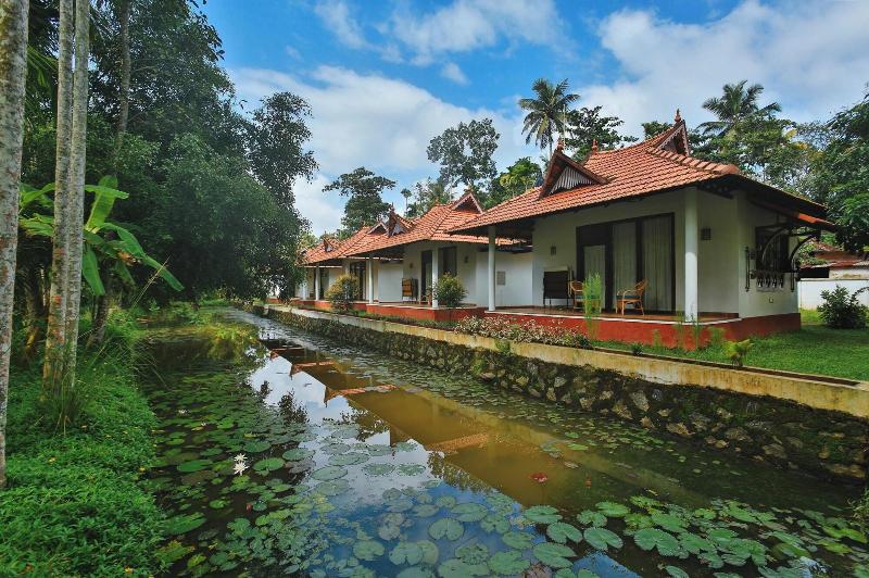 Palmgrove Lake Resort image