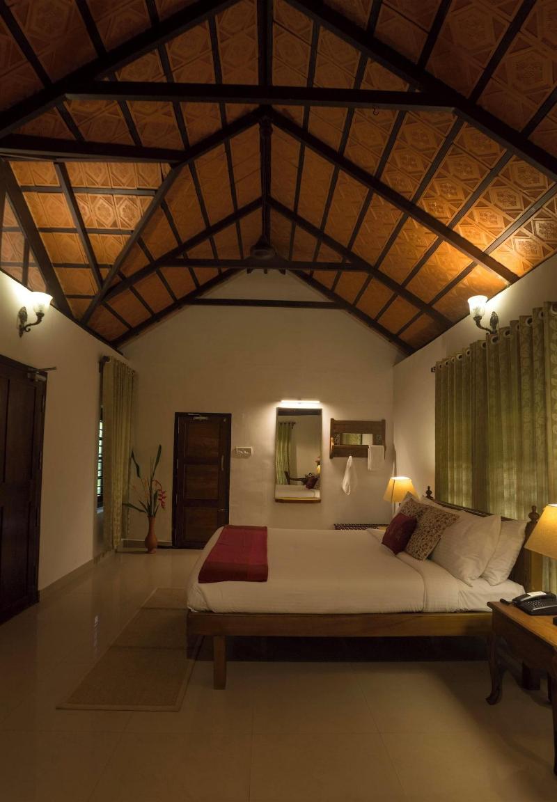 Palmgrove Lake Resort image