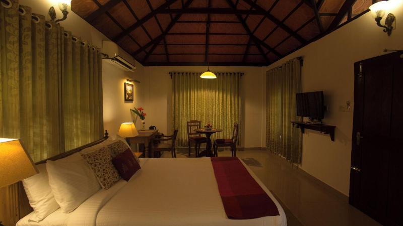 Palmgrove Lake Resort image