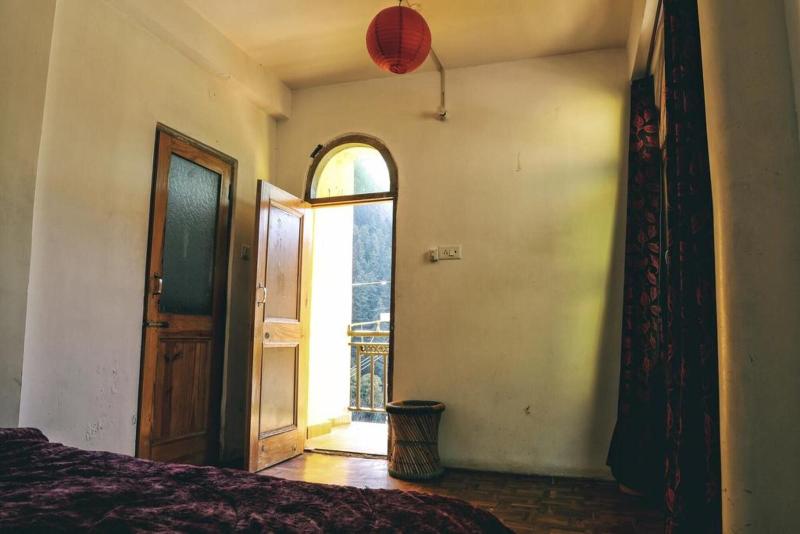 Nomads Hostel image