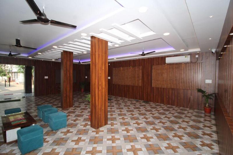 Hotel Diamond Palace