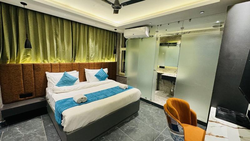 Ski Hotels And Resorts image