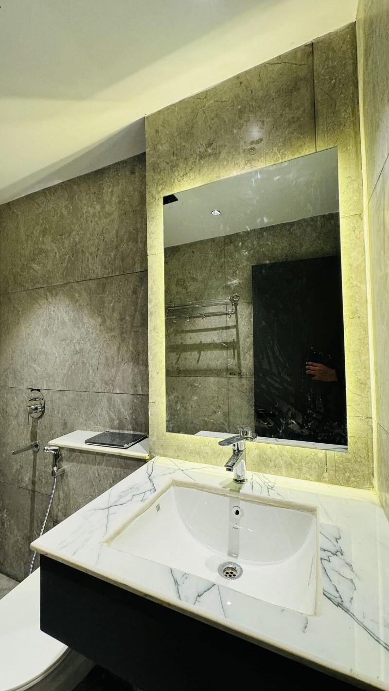 Ski Hotels And Resorts image