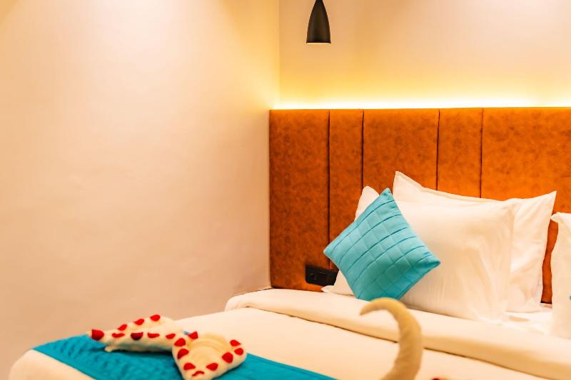 Ski Hotels And Resorts image
