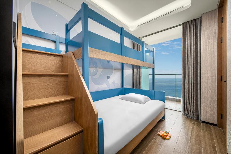 Crowne Plaza Sanya Yazhou Bay image
