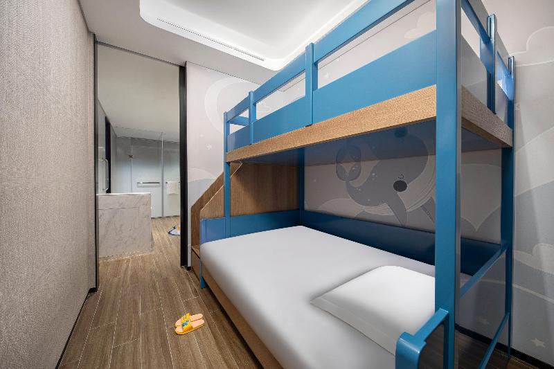 Crowne Plaza Sanya Yazhou Bay image