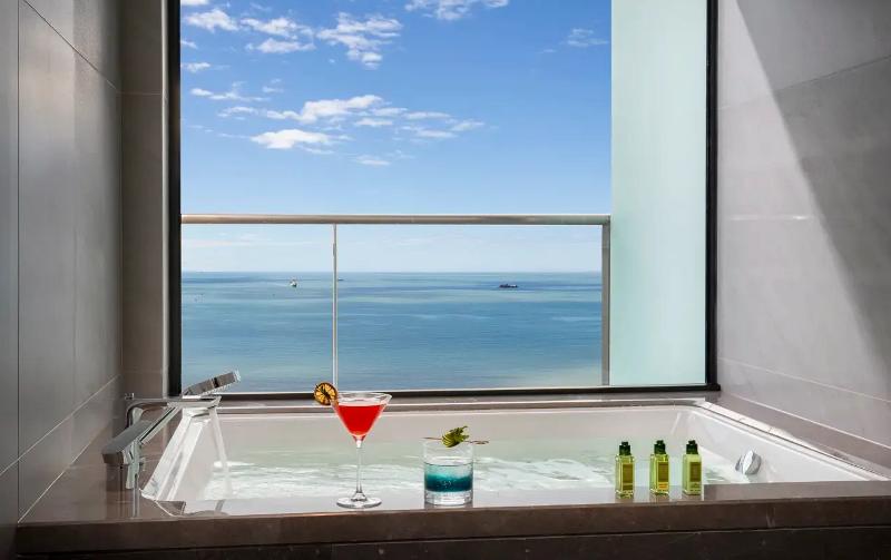 Crowne Plaza Sanya Yazhou Bay image