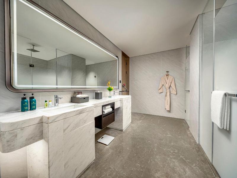 Crowne Plaza Sanya Yazhou Bay image