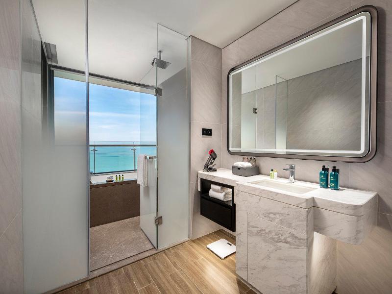 Crowne Plaza Sanya Yazhou Bay image