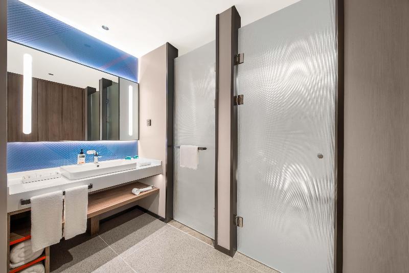Holiday Inn Express Lvliang Xing County image