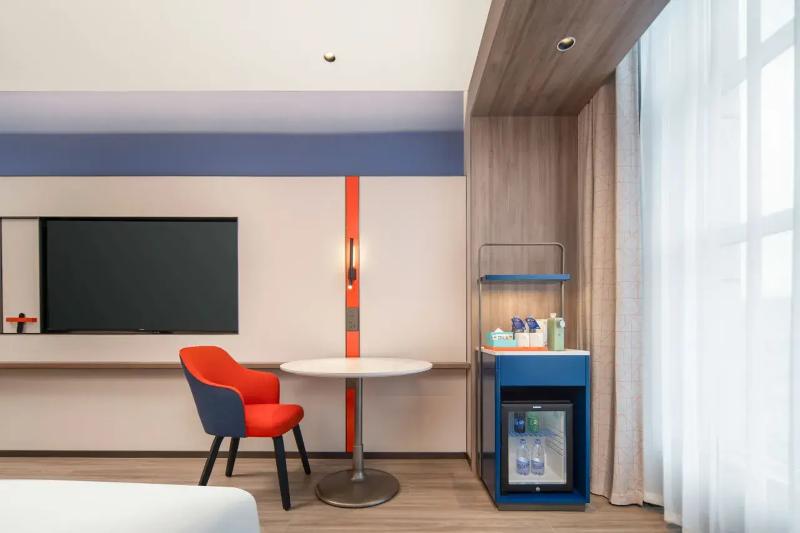 Holiday Inn Express Lvliang Xing County image