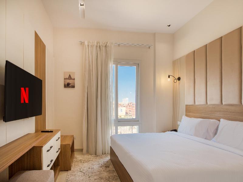 Mazar Pyramids Hotel image