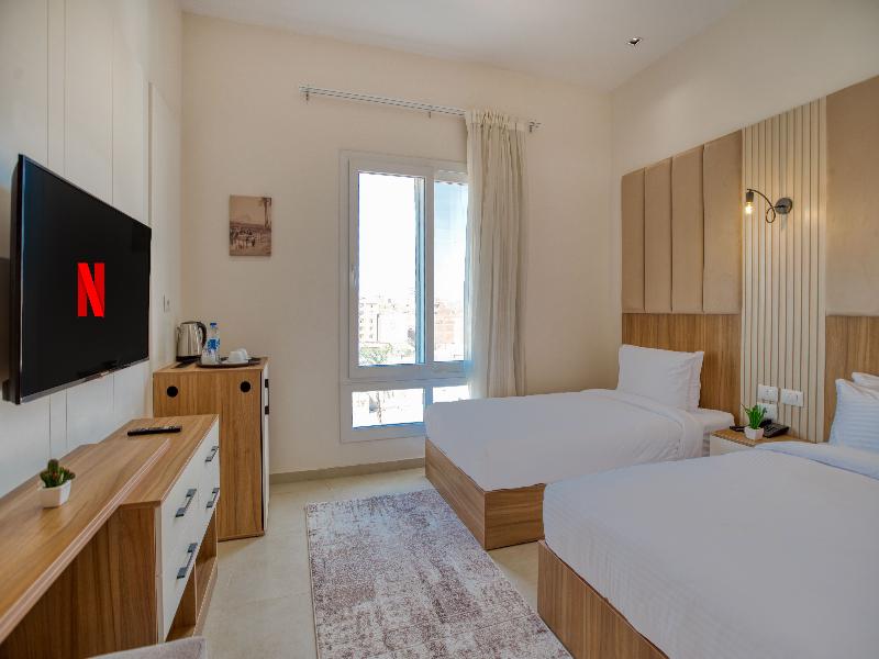 Mazar Pyramids Hotel image