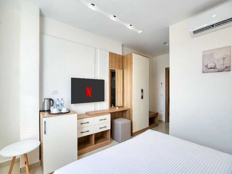 Mazar Pyramids Hotel image