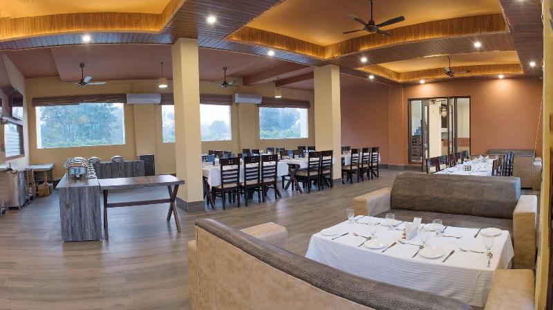 The Darien Resort image