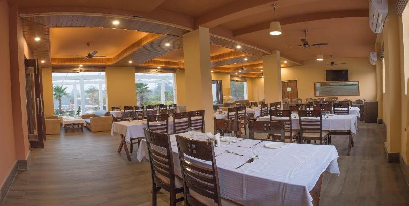 The Darien Resort image