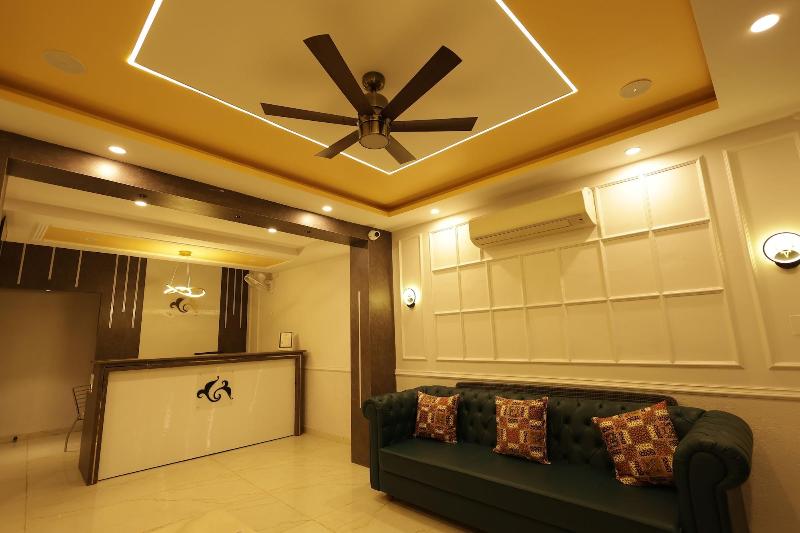 The Lily Hotel image