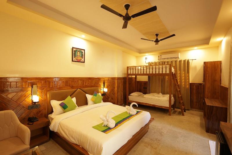 The Lily Hotel image
