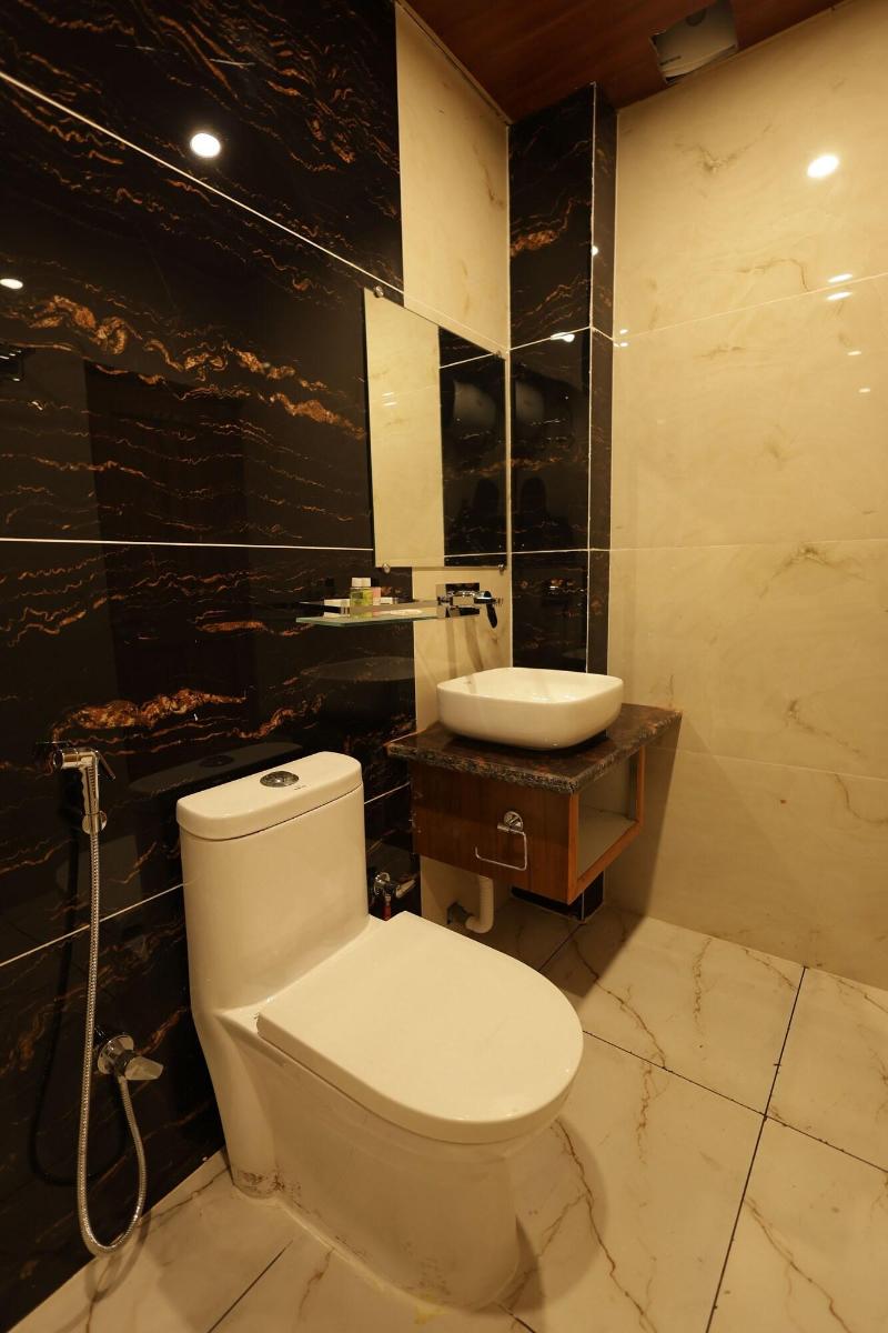 The Lily Hotel image
