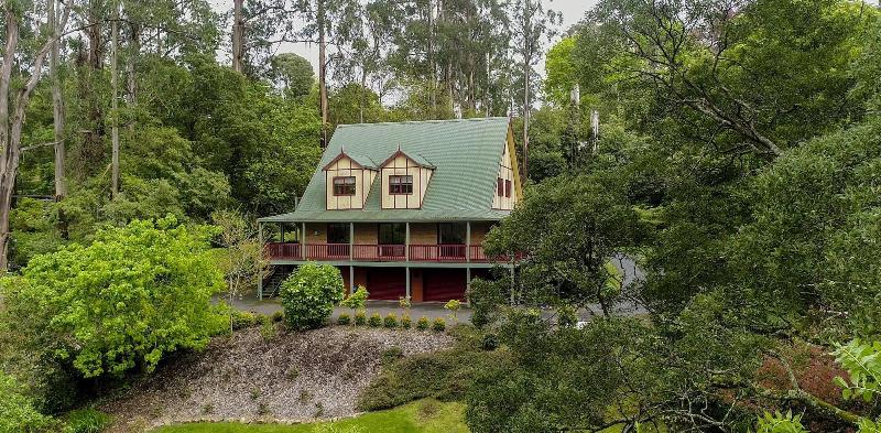 Mountain Lodge image