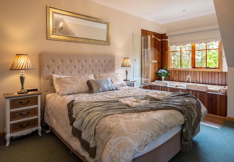 Mountain Lodge image