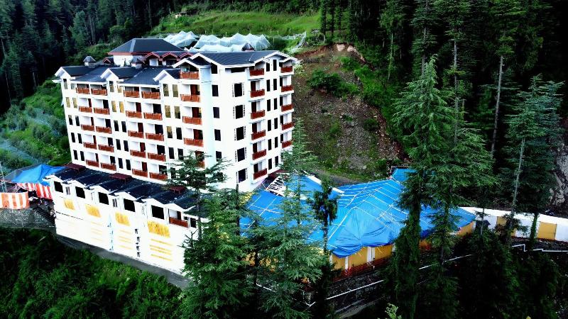 The Jungle Mountain Retreat image