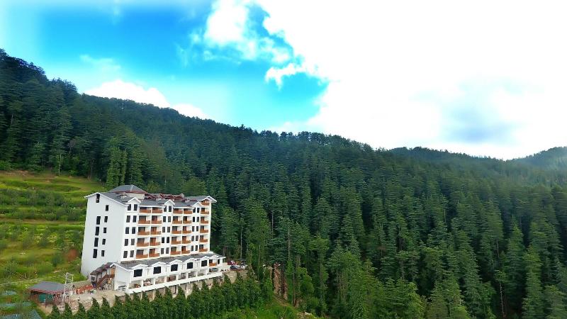 The Jungle Mountain Retreat image