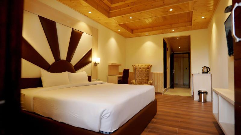 The Jungle Mountain Retreat image