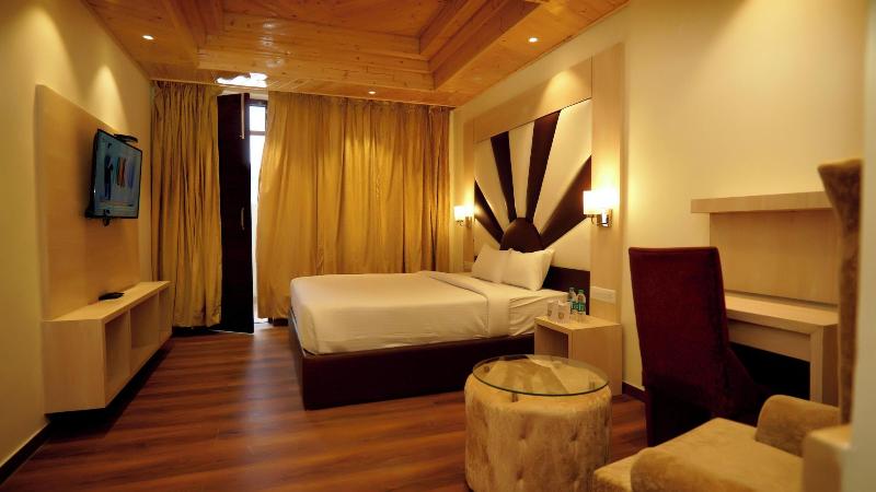 The Jungle Mountain Retreat image