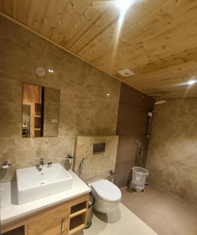 The Jungle Mountain Retreat image