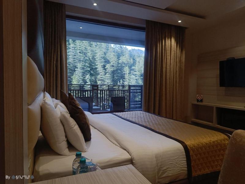 The Jungle Mountain Retreat image